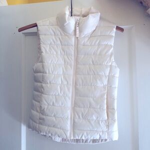 Old navy white puffer vest